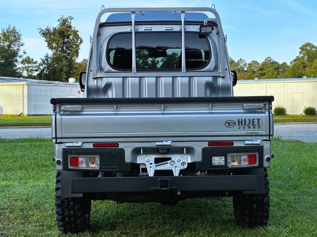 Daihatsu Hijet Jumbo 4x4 Japanese mini truck in silver