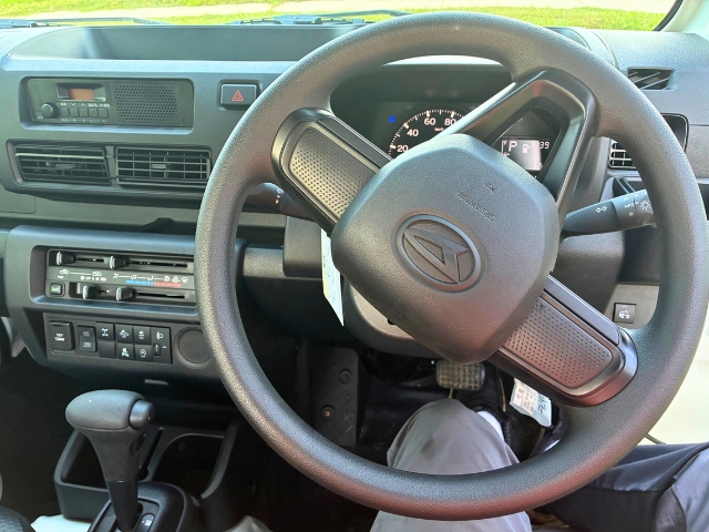 Daihatsu Hijet Regular Cab 4x4 Mini Truck