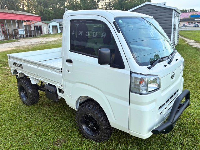Daihatsu Hijet Regular Cab 4x4 Mini Truck