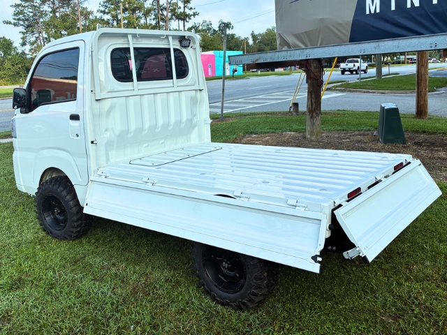 Daihatsu Hijet Regular Cab 4x4 Mini Truck